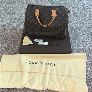 Louis Vuitton Speedy 30